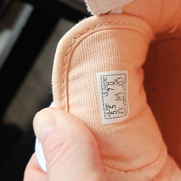 Shoes - Picture 5 of 5